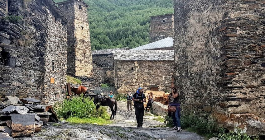Kafkaslara Yolculuk Svaneti-Mestia Doğa ve Kültür Turu 