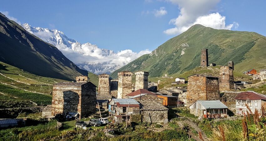 Kafkaslara Yolculuk / Svaneti - Mestia-Ushguli / Doğa,Kültür,Fotoğraf ve Treking Turu 