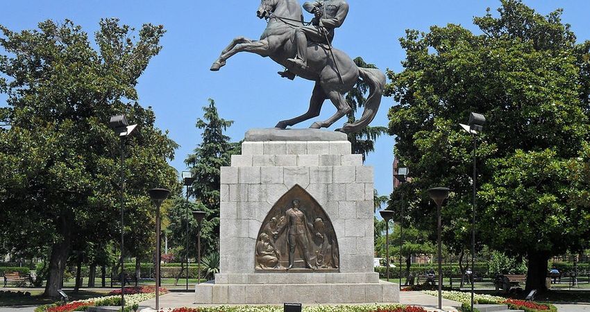 Karadeniz Batum Kars Erzurum Erzincan Sivas Turu