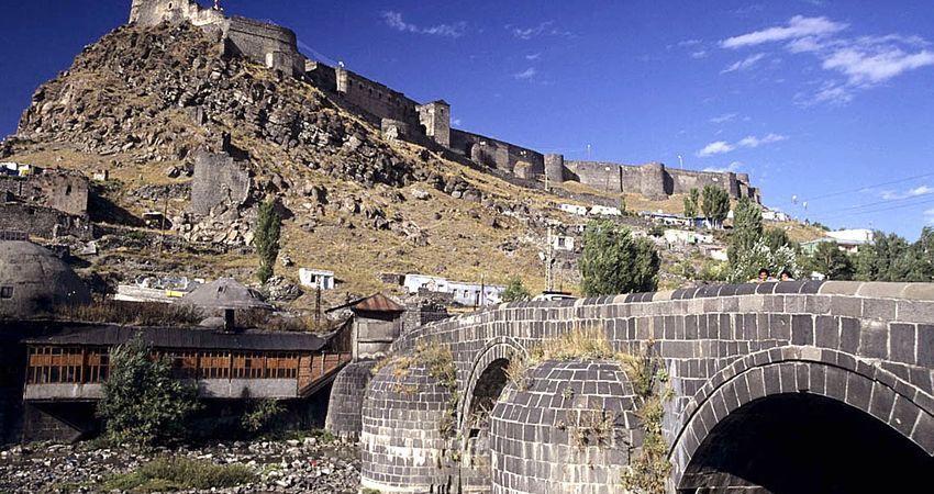 Karadeniz Batum Kars Erzurum Erzincan Sivas Turu