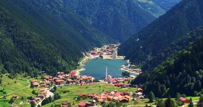 Karadeniz Batum Kars Erzurum Erzincan Sivas Turu