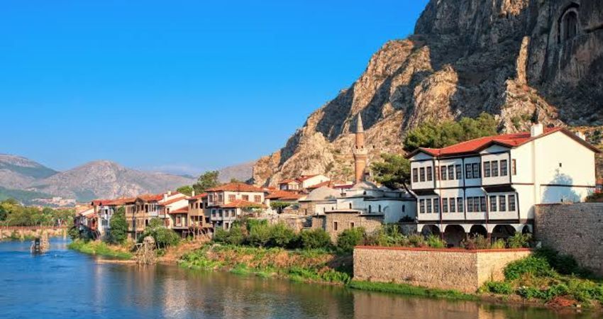 Karadeniz Batum Kars Erzurum Erzincan Sivas Turu